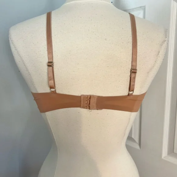 Vince Camuto Bras - Picture 11 of 11